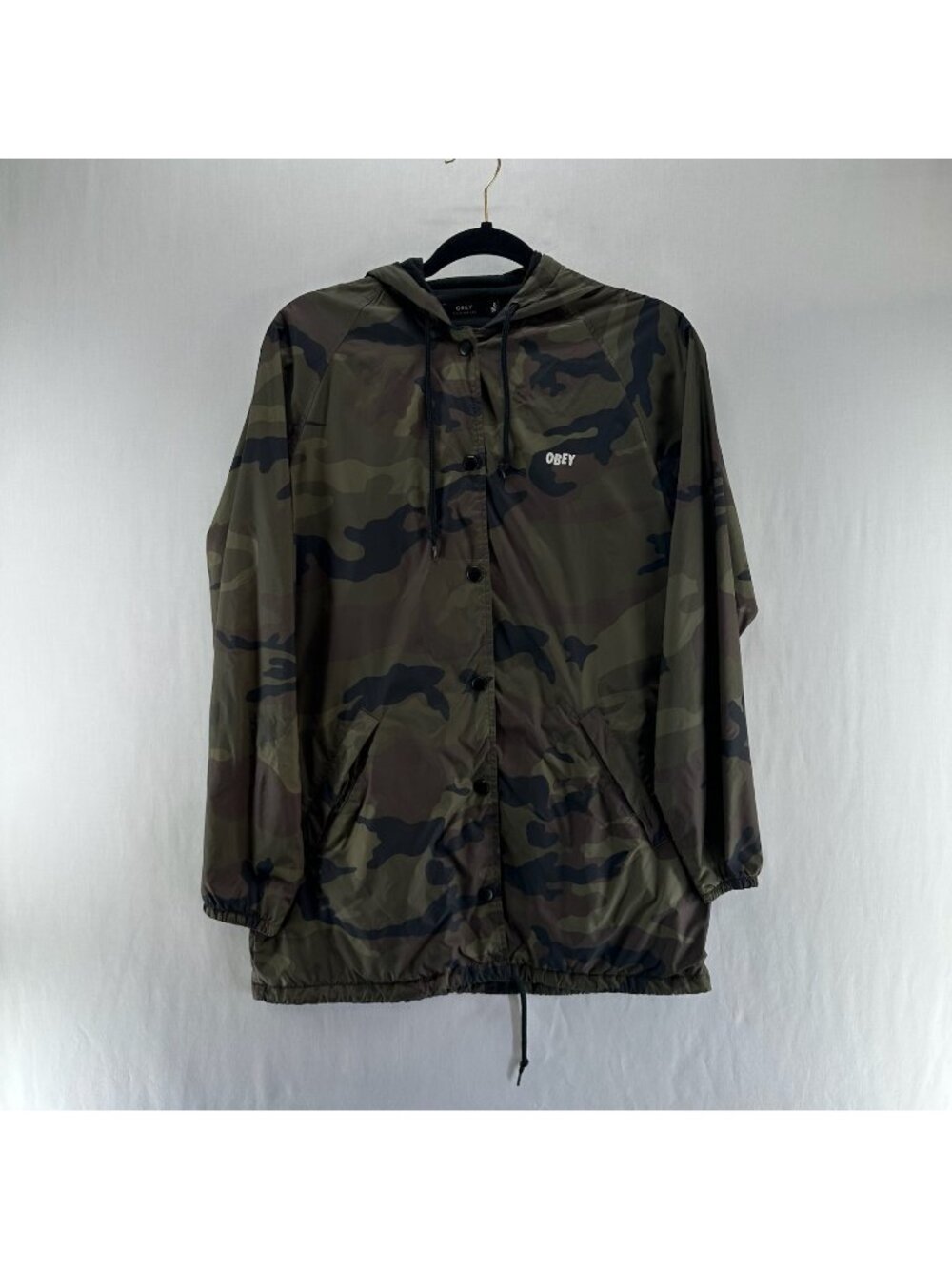 OBEY Camo Hooded Coach Jacket Mens S Fleece Lined Graphic Streetwear Windbreaker